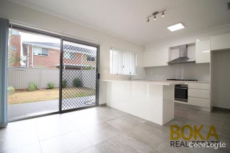 Property photo of 11/20 Old Glenfield Road Casula NSW 2170