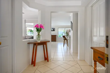 Property photo of 33 Urunga Drive Pottsville NSW 2489