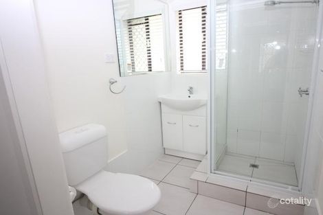 Property photo of 15 Pomona Terrace Labrador QLD 4215