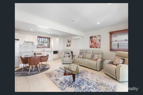 Property photo of 71 Lakedge Avenue Berkeley Vale NSW 2261