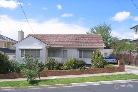 32 Fenacre St, Strathmore, VIC 3041