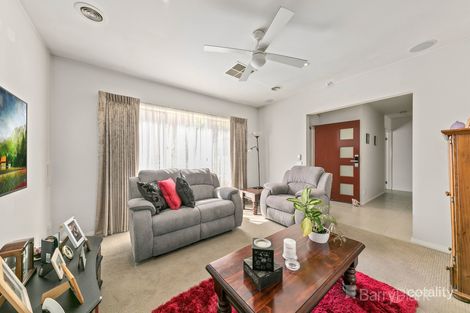 Property photo of 3/290B Pound Road Hampton Park VIC 3976