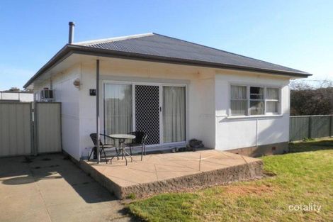 24 Mcveigh St, Young, NSW 2594