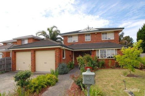 13 Daina Ct, Skye, VIC 3977