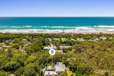 Property photo of 32 Macgregor Street Suffolk Park NSW 2481