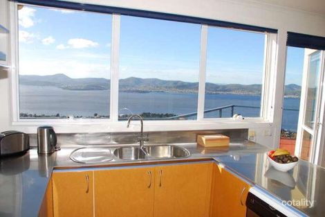 Property photo of 39 Nicholas Drive Sandy Bay TAS 7005