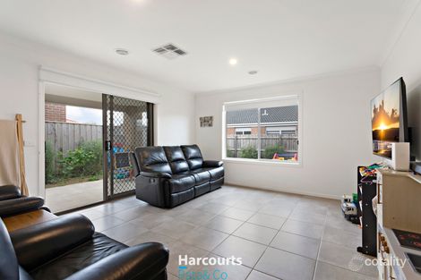 Property photo of 17 Oliver Street Doreen VIC 3754