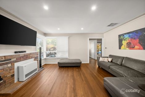 Property photo of 33 St Clair Road Wantirna South VIC 3152