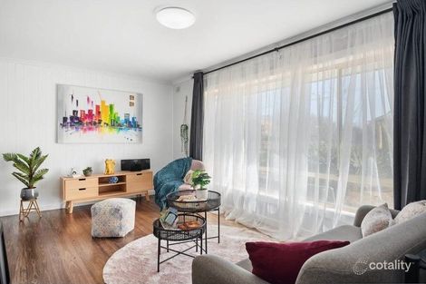 Property photo of 2 Mander Road Christie Downs SA 5164