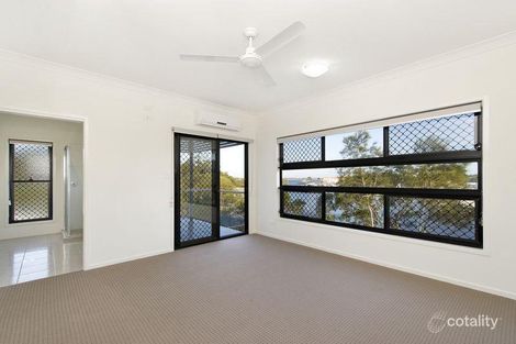 Property photo of 7/4 Kal-Ma-Kuta Drive Sandstone Point QLD 4511