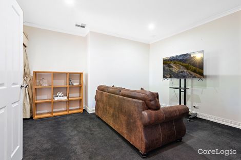 Property photo of 8 Claret Place Mount Richon WA 6112