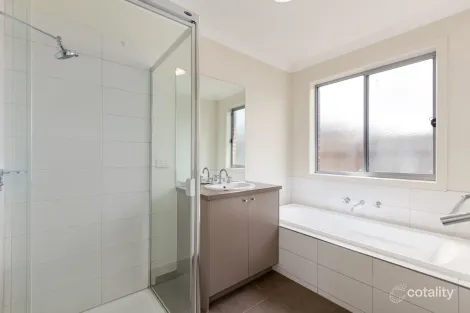 Property photo of 21 Stringybark Avenue Wallan VIC 3756