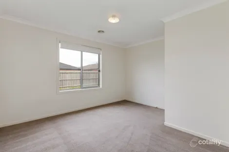 Property photo of 21 Stringybark Avenue Wallan VIC 3756