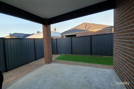 Property photo of 23 Elderberry Street Craigieburn VIC 3064