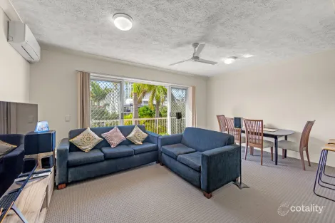 Property photo of 22/12 Whiting Street Labrador QLD 4215