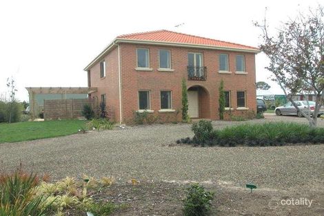 29 Meadow Rd, Devon Meadows, VIC 3977