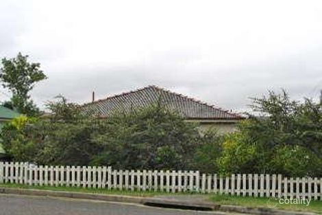 1 Deane St, Belmont, NSW 2280