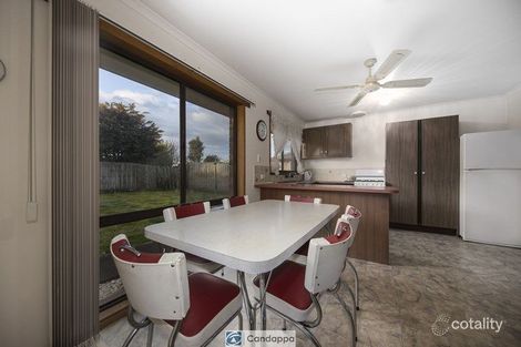 Property photo of 7 Kraft Crescent Drouin VIC 3818