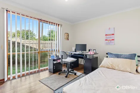 Property photo of 1/9 Glen Street Werribee VIC 3030