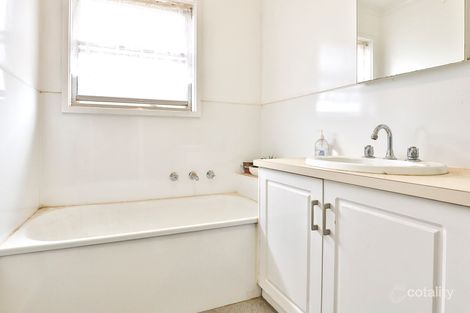 Property photo of 13 Namoi Avenue Red Cliffs VIC 3496