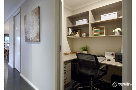 Property photo of 7 Sloane Square Drouin VIC 3818