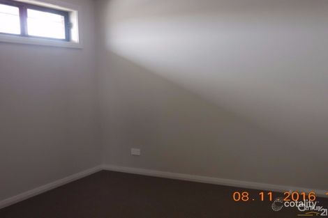 Property photo of 17 Correa Circuit Gregory Hills NSW 2557