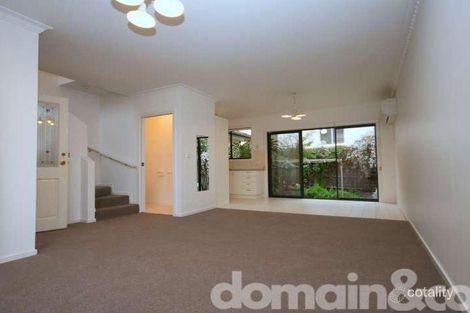 Property photo of 2/68 Cornwall Street Brunswick West VIC 3055