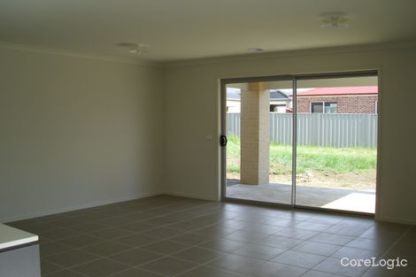 Property photo of 11 Wiltshire Avenue Cranbourne East VIC 3977