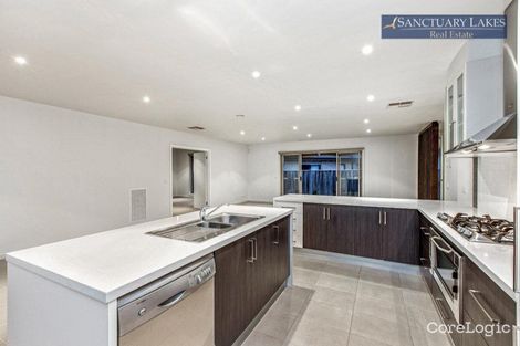 Property photo of 26 Lincoln Park Close Point Cook VIC 3030