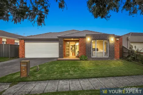 44 Hal Porter Tce, Lynbrook, VIC 3975