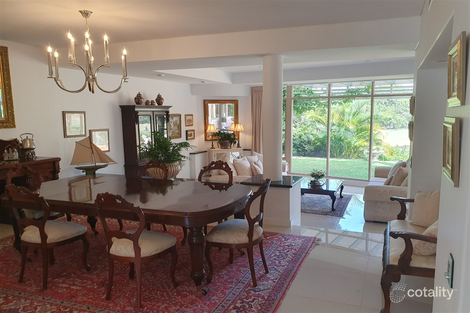 Property photo of 2118 South Shields Drive Benowa QLD 4217