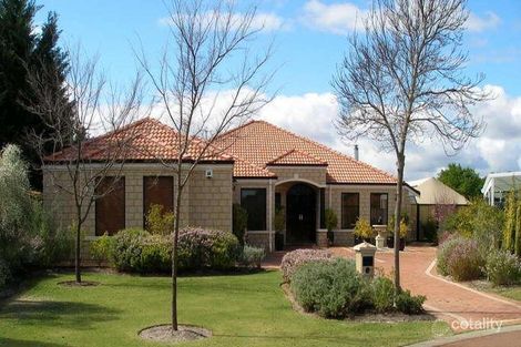 2 Classic Lane, The Vines, WA 6069