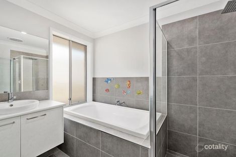 Property photo of 4 Fiddaman Road Emerald Beach NSW 2456