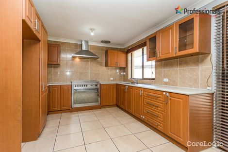 Property photo of 22 Heron Court Camillo WA 6111
