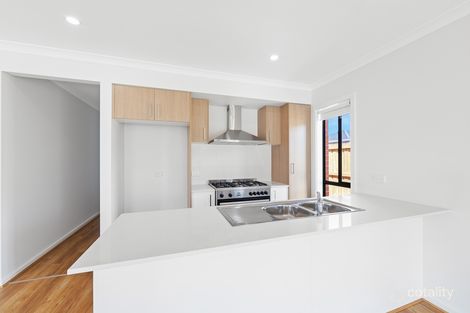 Property photo of 5 Mannagum Drive Beveridge VIC 3753