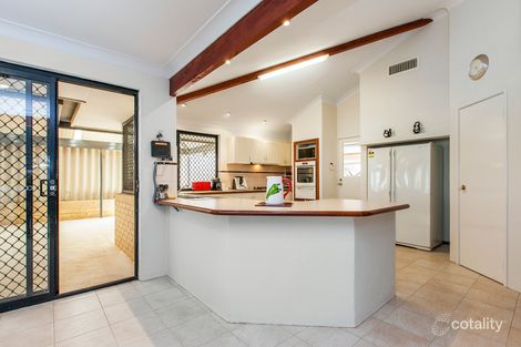 9 Giuffre Pl, Lake Coogee, WA 6166