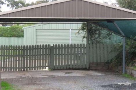 Property photo of 10 Howell Crescent Kangaroo Flat VIC 3555