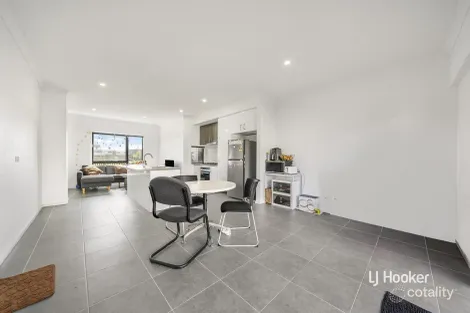 Property photo of 18 Chive Walk Tarneit VIC 3029