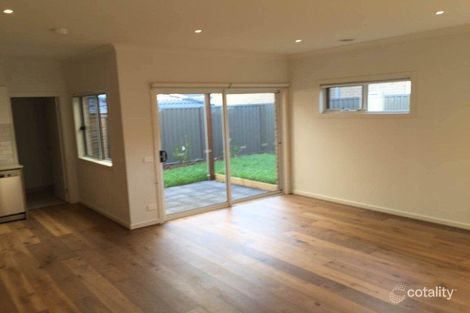 Property photo of 6/2 McLeod Street Doncaster VIC 3108