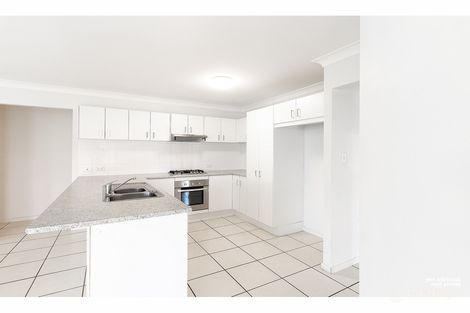 Property photo of 8 Press Court Gracemere QLD 4702