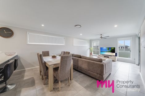 Property photo of 8 Mooney Street Spring Farm NSW 2570