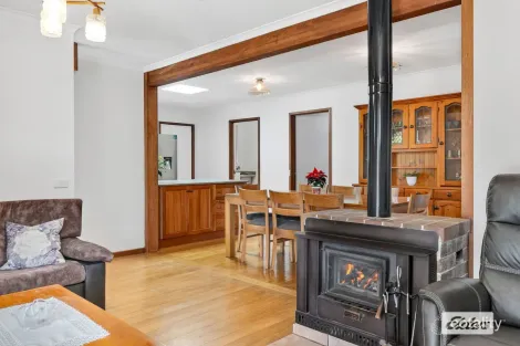 Property photo of 1 Melgaard Court Wodonga VIC 3690