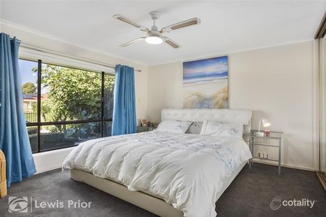 Property photo of 4 Lynly Court Morphett Vale SA 5162