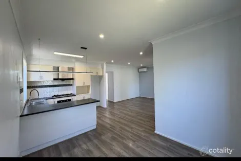 Property photo of 45 Hyde Park Terrace Point Cook VIC 3030