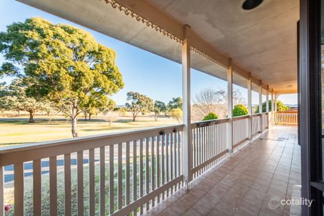 15 Koorong Pl, Queanbeyan West, NSW 2620