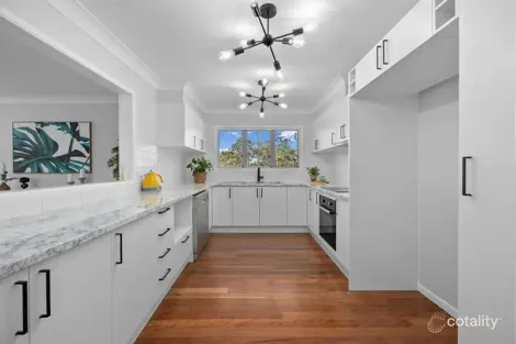 Property photo of 2/71 Oxley Drive Barellan Point QLD 4306