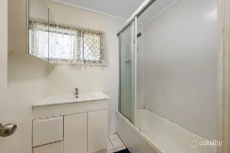Property photo of 4 Adler Court Wulguru QLD 4811