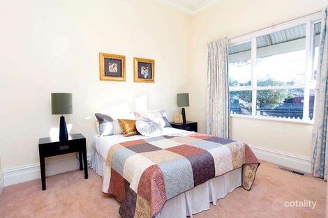 Property photo of 162 Pin Oak Crescent Flemington VIC 3031