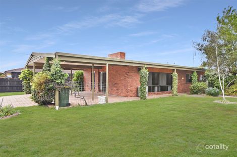 19 Schwarz Ave, Horsham, VIC 3400