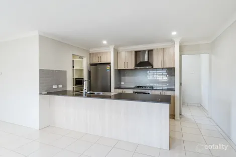 Property photo of 57 Patrobas Loop Cranbourne East VIC 3977